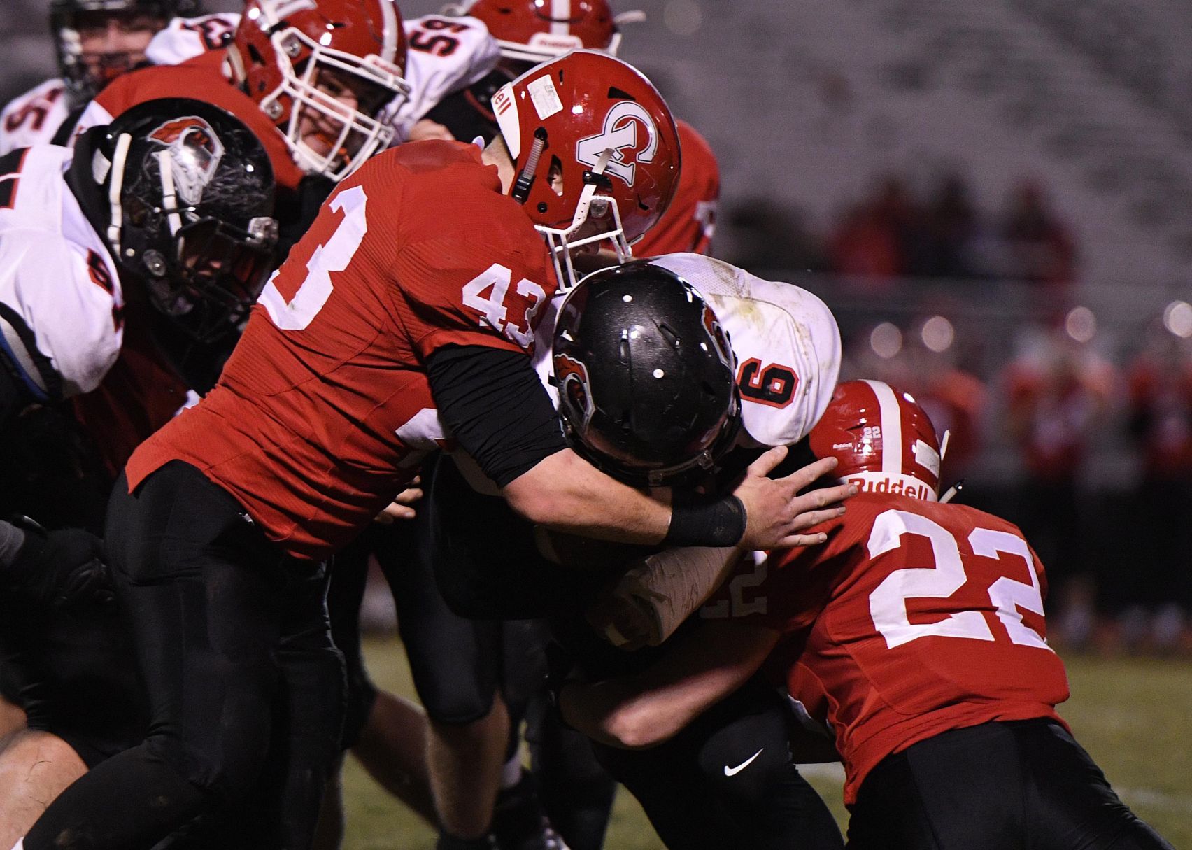 111817-sntl-spt-CV-Hempfield.8.jpg